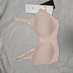 Nike Dri-Fit Sports Bra. Nude, Size M. NWT